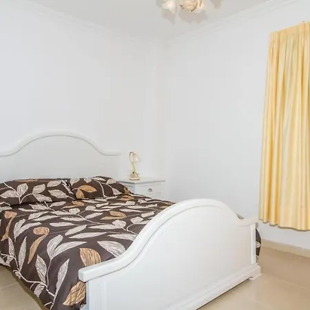 ヴィラ Puerto Del Carmen Sleeps 6 Pool Air Con Wifi プエルト・デル・カルメン